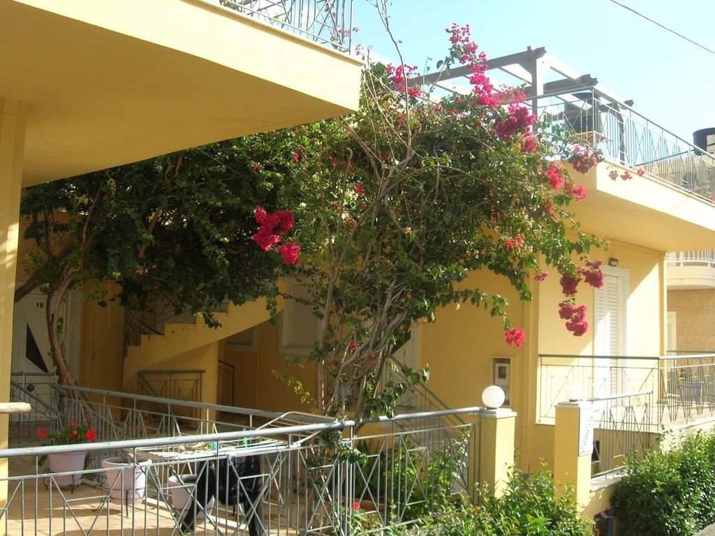 Giorgos Apartments Palaiochora Quarto foto